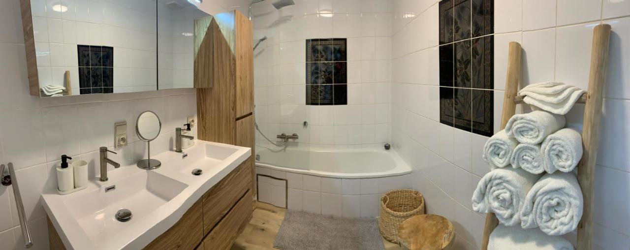 Top Appartement Met Garage "Au Franelle" Oostende Eksteriør bilde